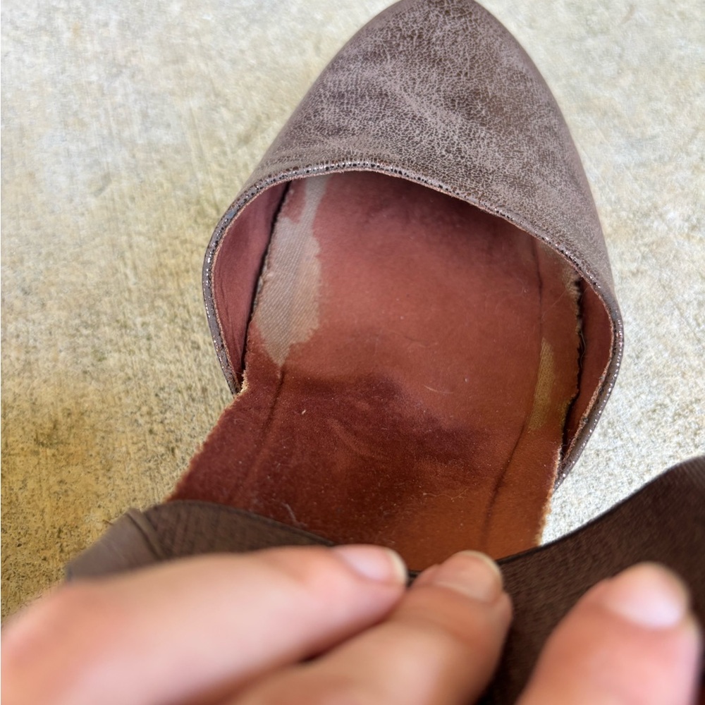 Women's Metallic Brown Strap Shoes - Picture 6 of 8